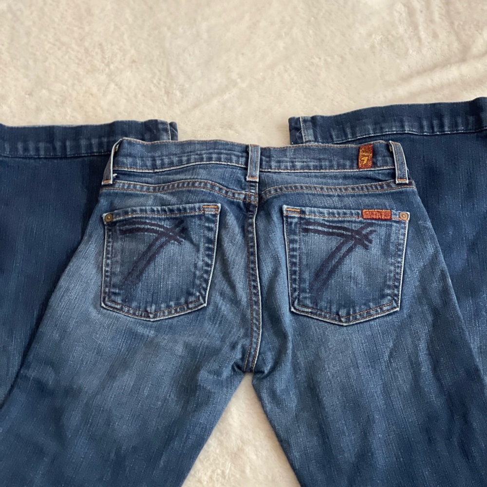 Jeans - Picture 2 of 3